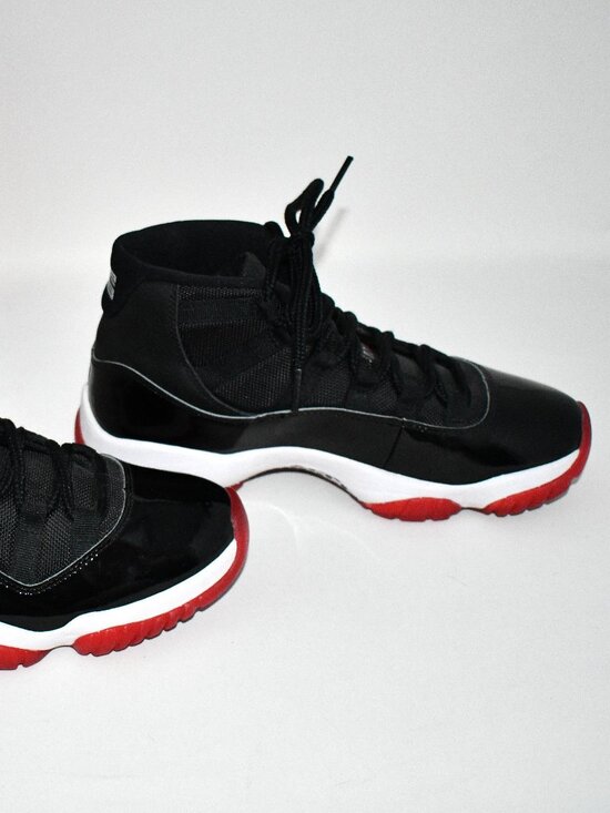 2019 Air Jordan 11 Retro Bred Men\'s Size 7 Black Red Sneakers 378037-061 Good Co main image 2